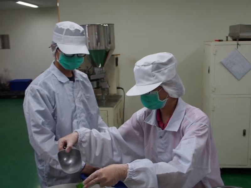 Penyelesaian Perasa Tersuai untuk Pengeluaran Makanan Perindustrian Indonesia